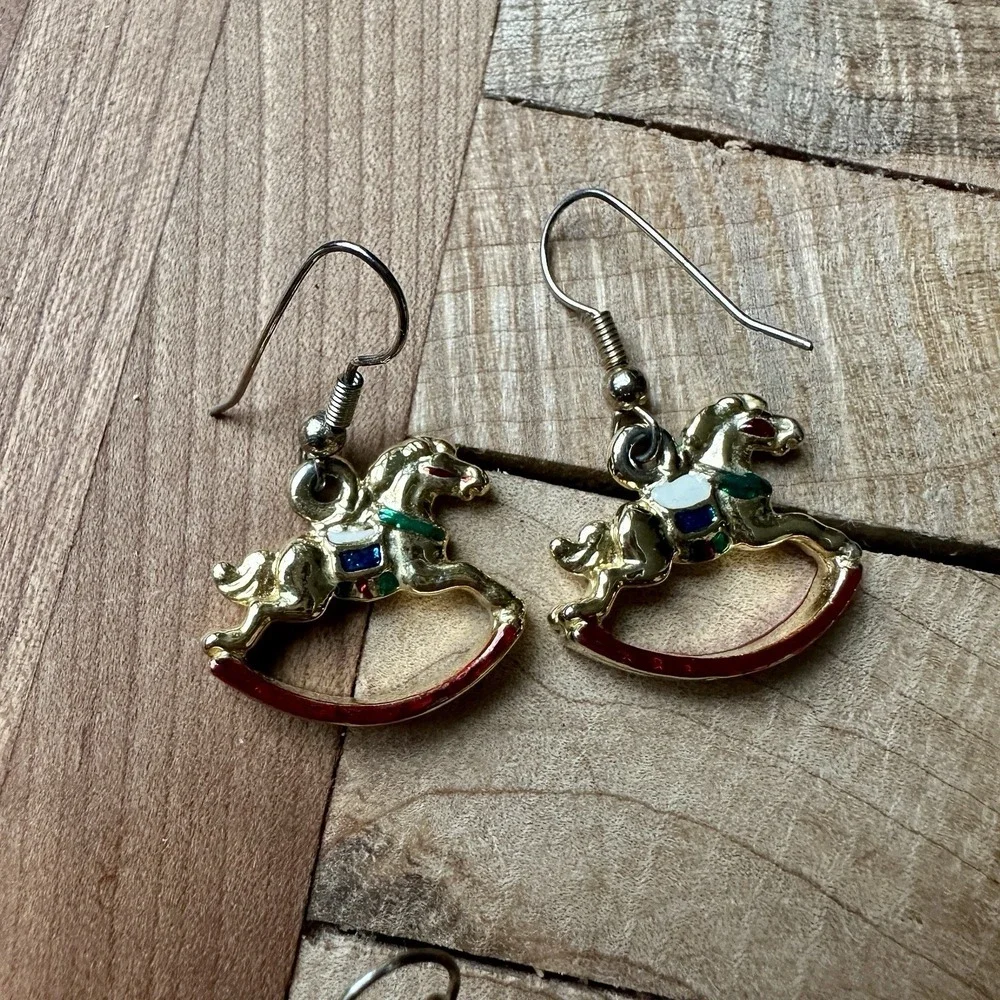 Vintage 4 Item Lot Christmas Earrings Rocking Horse Green Trees Santa‎ Bells